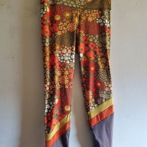 Malo Floral Leggings Size Large.